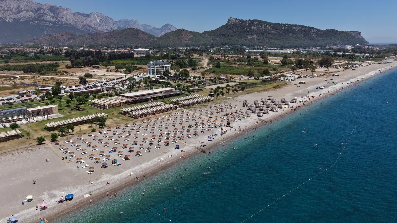 Çeşmeden Bodruma, Marmaristen Beleke... Ücretsiz halk plajı sayısı 23e yükseliyor