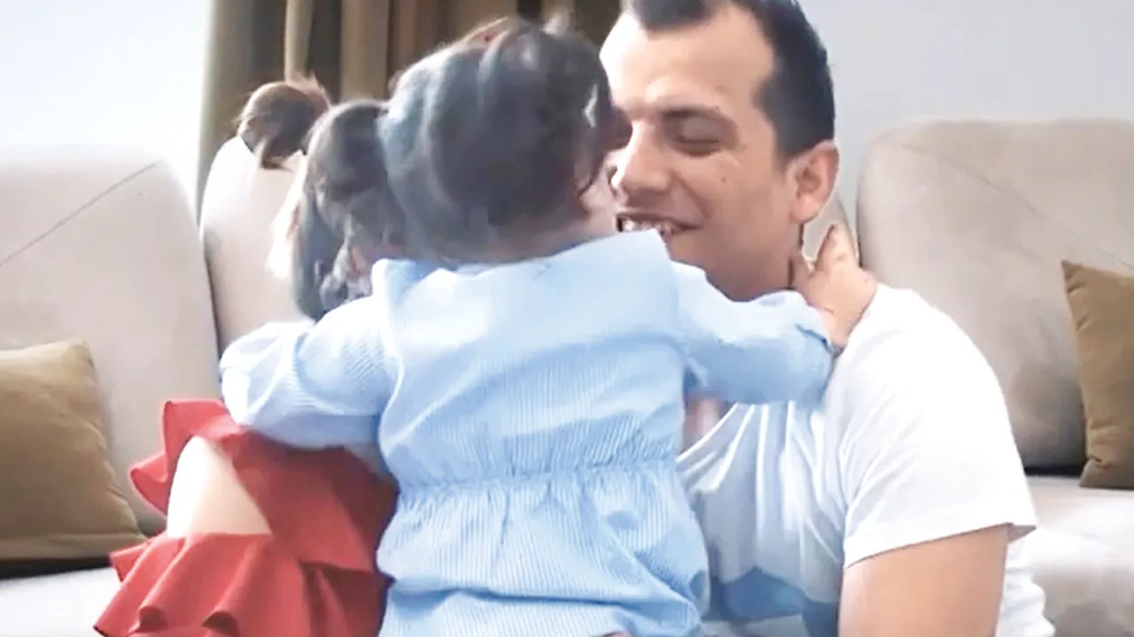 Koruyucu aile hizmetinde büyük başarı: Türkiye evini açtı, 11 bin çocuk yuvaya kavuştu