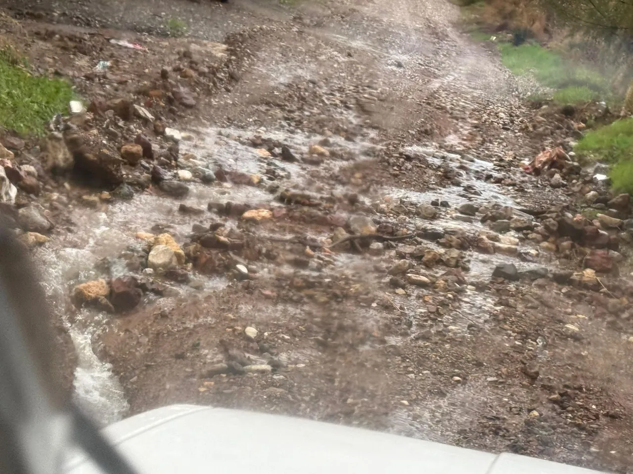 Ne ambulans girebiliyor ne de itfaiye... Datça Belediyesi'nden emeklilere 'yol' engeli