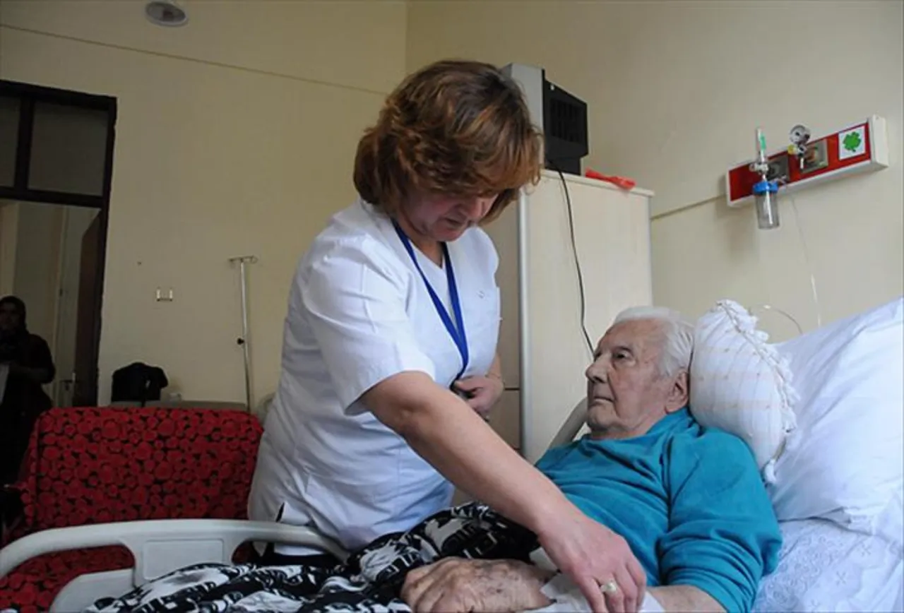 Sağlıkta dijital dönüşüm: 7/24 kesintisiz evde bakım çağı