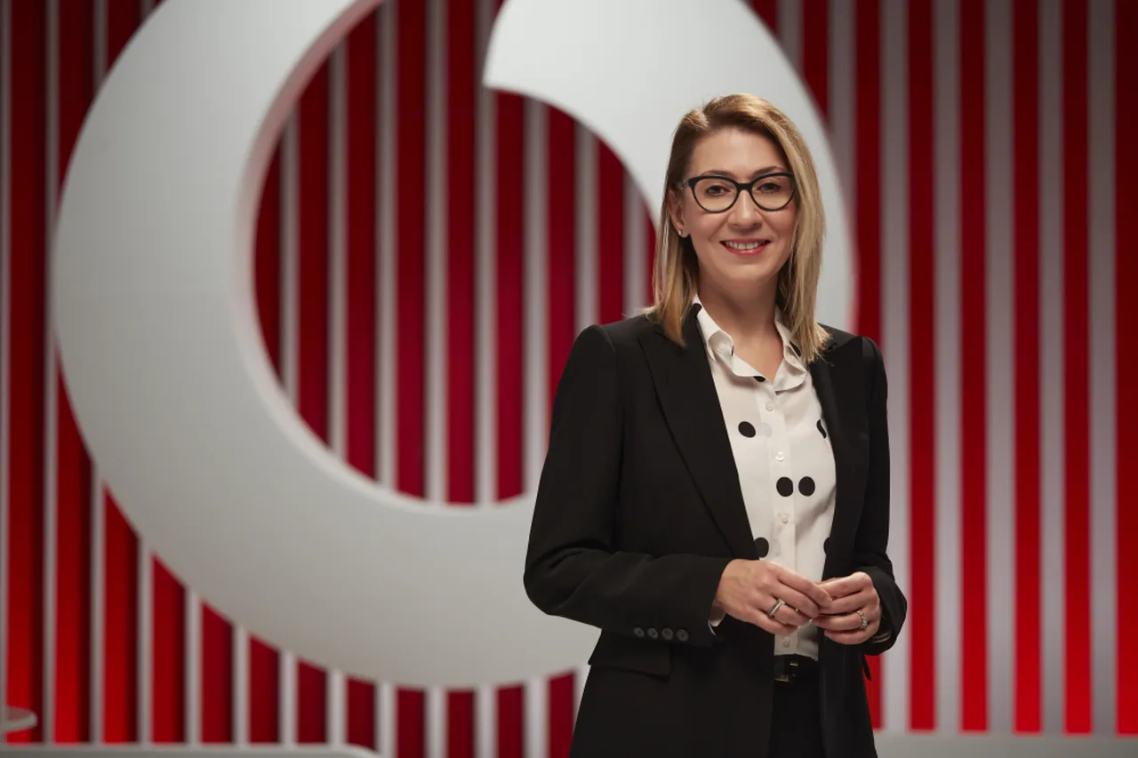 Vodafone Red'den yurt dışında ücretsiz 5G hizmeti: Sınırsız tarifelerle 2,5 milyar TL cepte kaldı