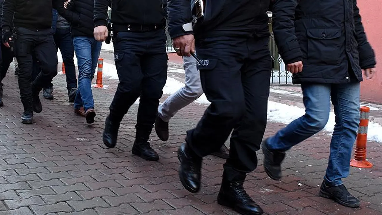 17 ilde dolandırıcılık operasyonu! 261 şüpheli tutuklandı
