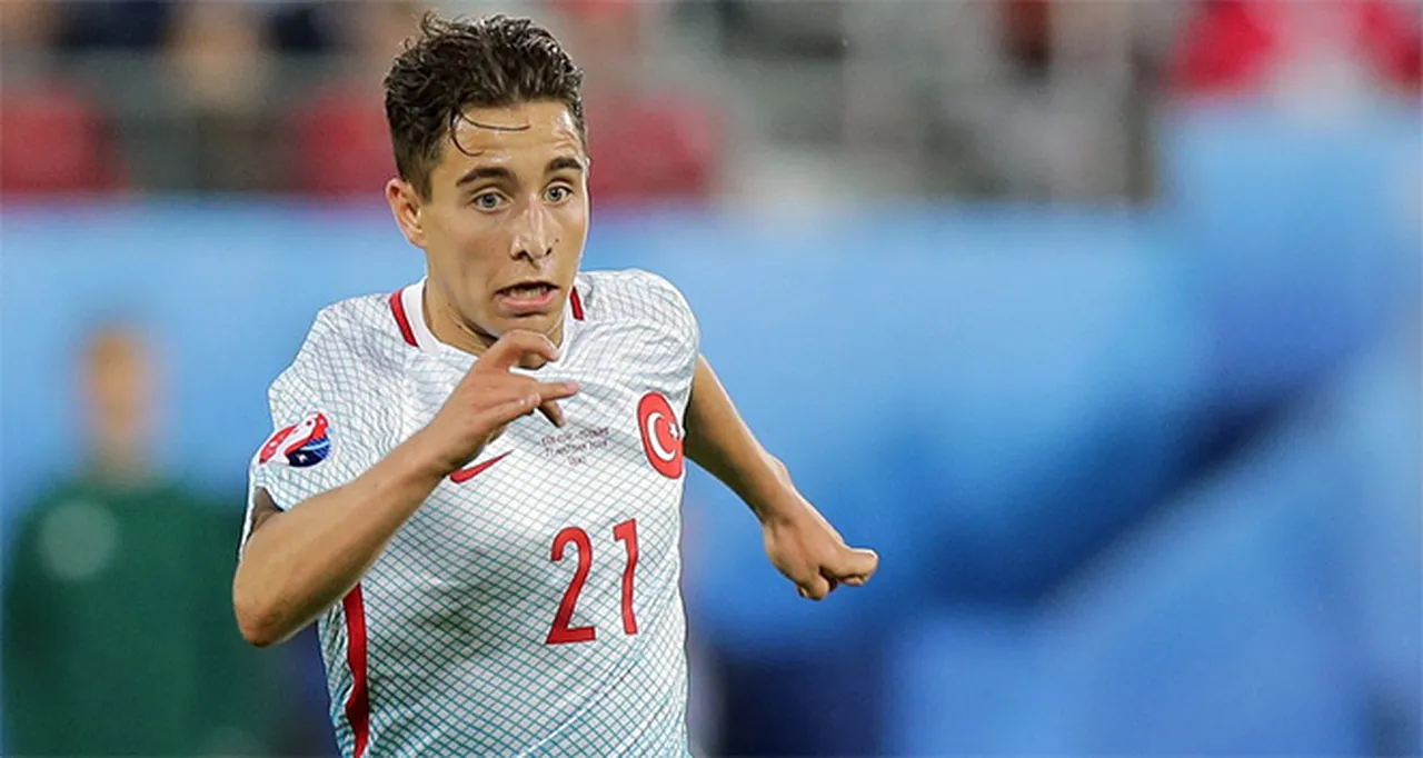 Emre Mor, 2021-2022 sezonunda Karagümrük'te top koşturmuştu.
