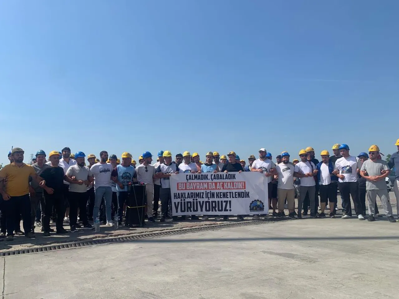 3 aydır maaş yok! Edirne'deki eylem büyüdü, işler patronun kapısına yürüdü