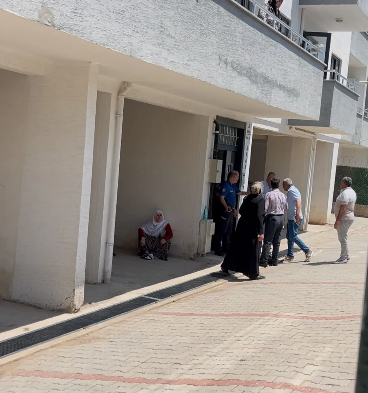 Bursa’da kan donduran olay! Çocuğunun önünde eşini öldürdü