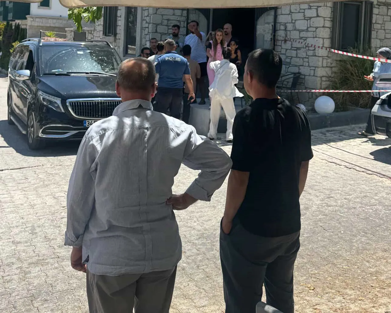 Can Polat böyle öldürüldü! Dilan Polat'ın korumasının öldürüldüğü saldırının görüntüleri ortaya çıktı