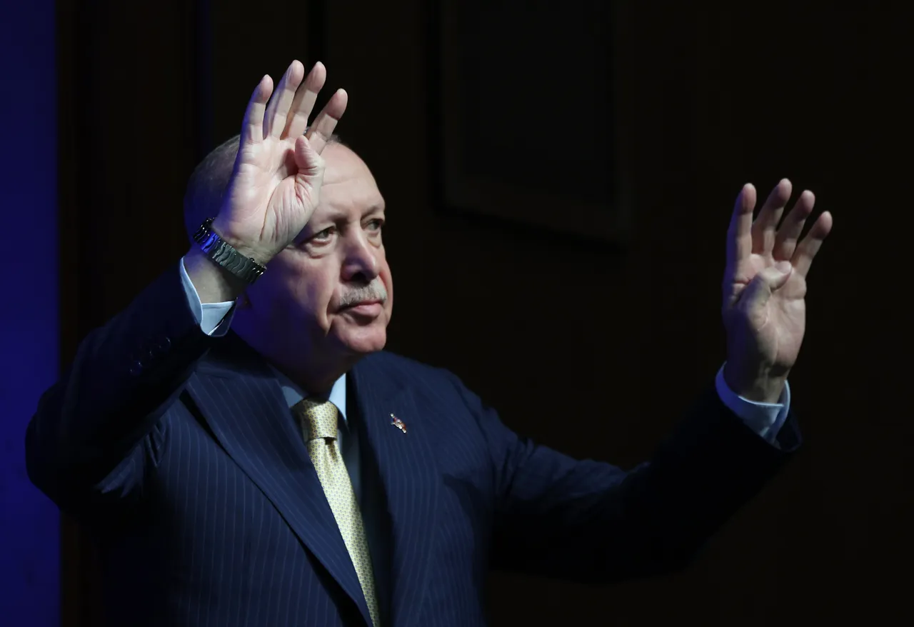 Cumhurbaşkanı Erdoğan'dan CHP'ye sert tepki: Türk siyasetine yakışmıyor