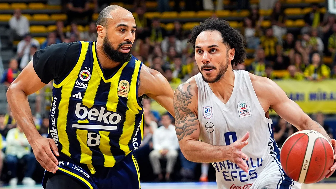 Fenerbahçe Beko'dan Anadolu Efes'e aynı tarife: Finale 1 adım kaldı