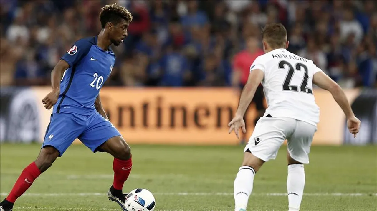 Kingsley Coman'ın güncel piyasa değeri 22 milyon euro olarak gösteriliyor.