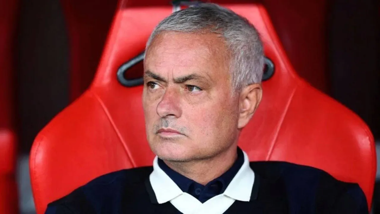 Real Madrid'de Perez, Jose Mourinho'yu açıkladı