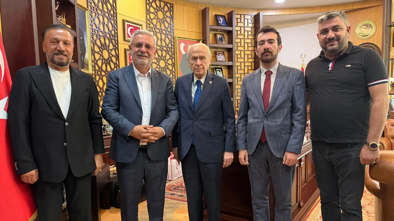 Bahçeli'yi ziyaret eden Metiner'den 'süreç' sözleri: Son aşamada, sorun yok