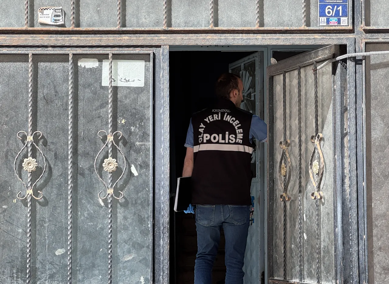 Erzurum'da acı olay! Yataktan düşen bebek öldü