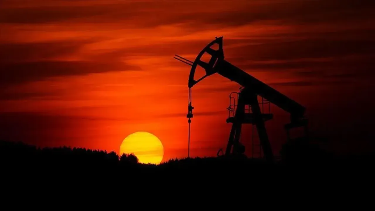Petrol ve motorin düştü pet suya gelen zam askıda kaldı!