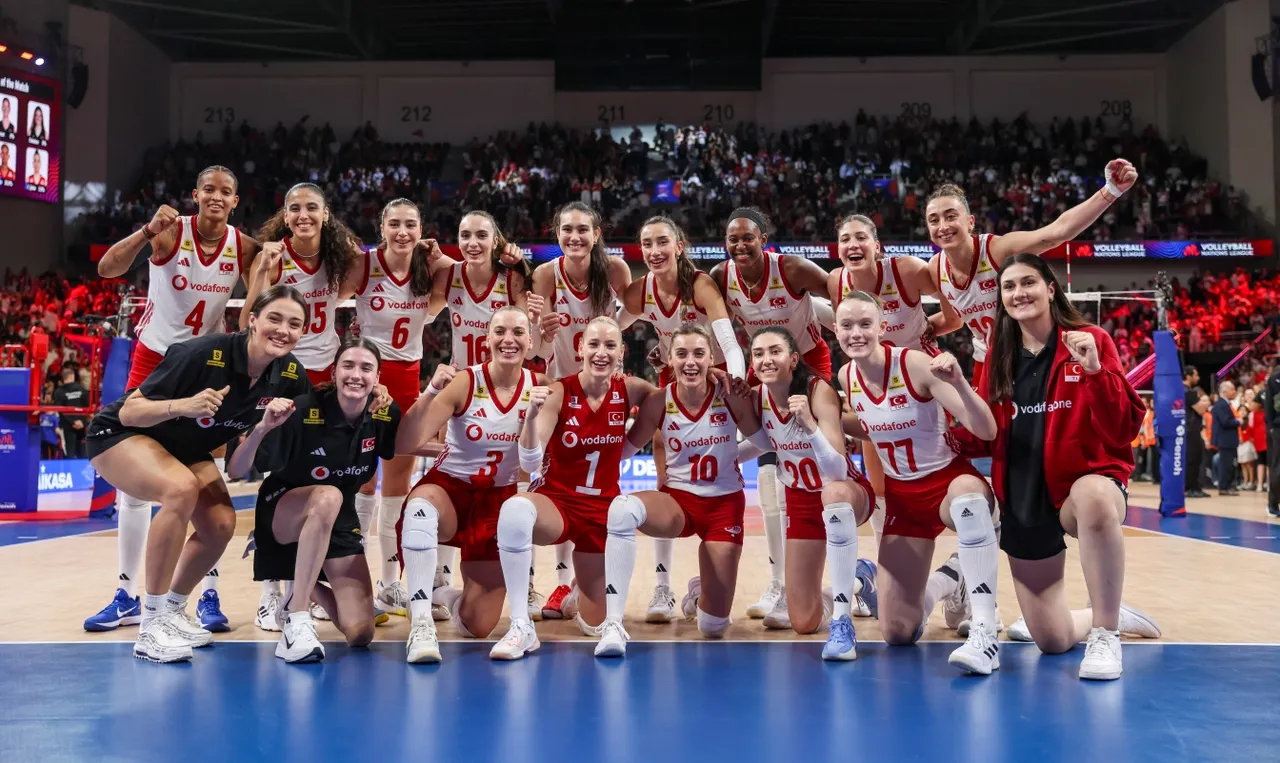 Voleybol maçları ne zaman? Filenin Efeleri ve Filenin Sultanları maç takvimi 2026
