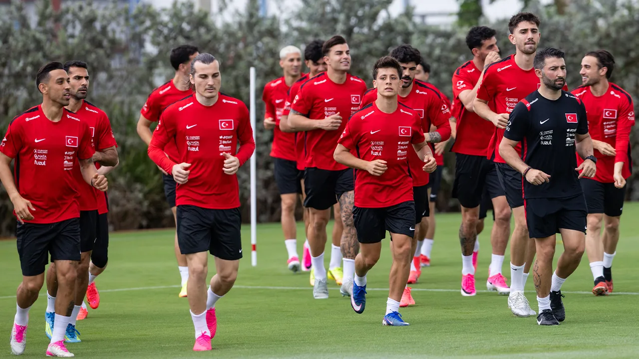 A Milli Futbol Takımı ABD'de ilk antrenmanını yaptı