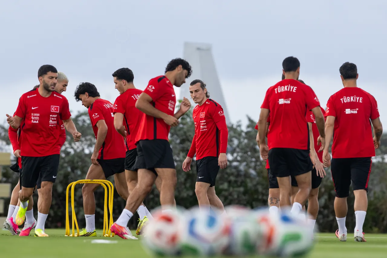 A Milli Futbol Takımı ABD'de ilk antrenmanını yaptı