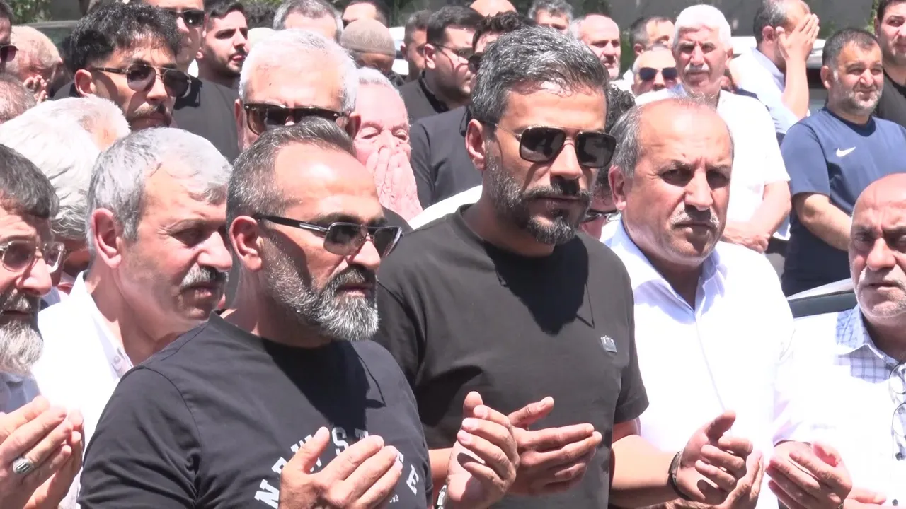 Engin Polat amcaoğluna dua etti