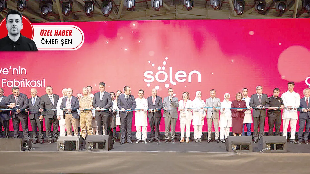 Gaziantep'e yatırım şöleni! Dünyanın en büyük çikolata merkezlerinden biri oldu