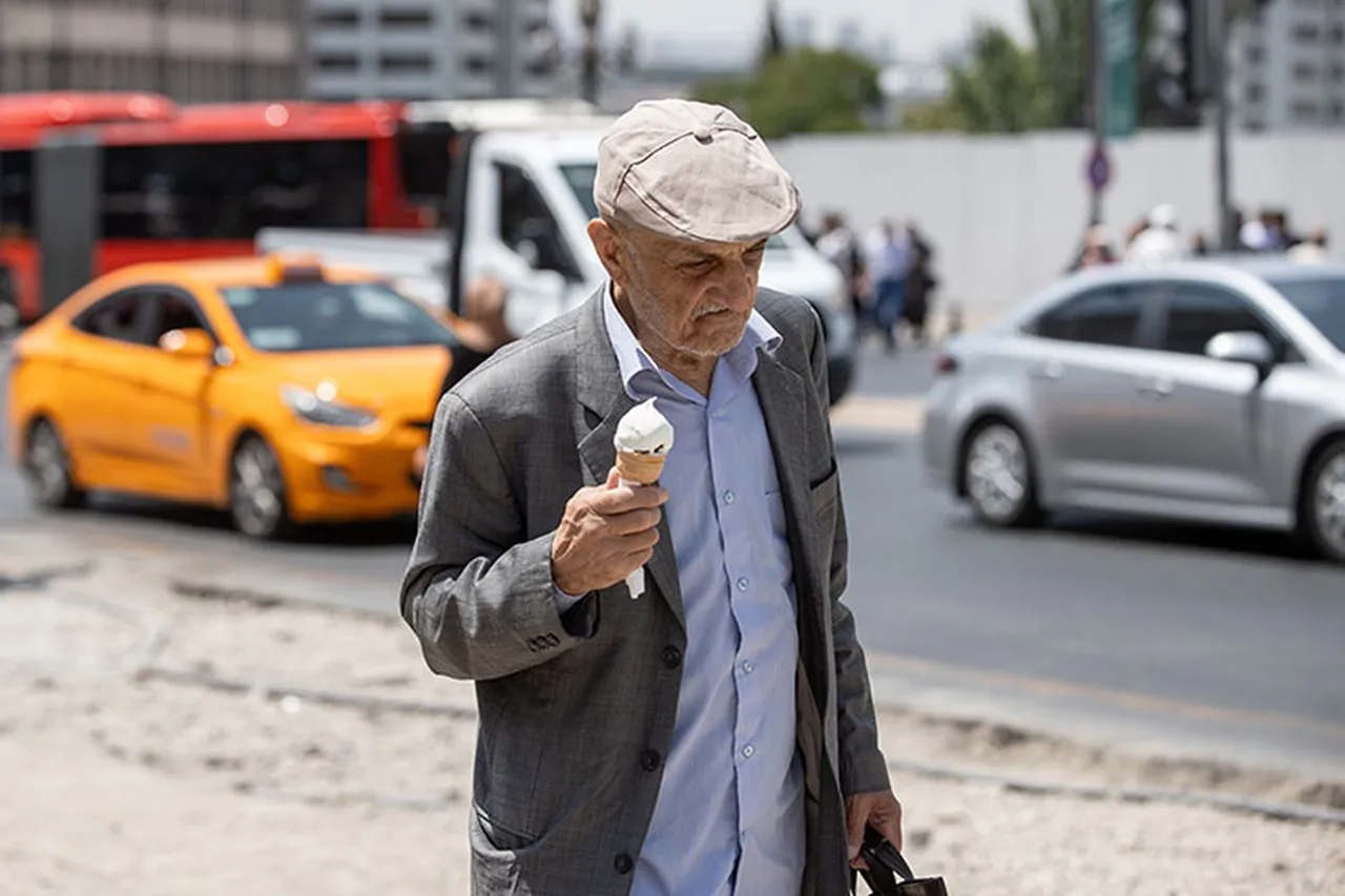 Kavurucu sıcaklar geldi! Termometreler 37 dereceyi görecek... İşte bir haftalık hava raporu