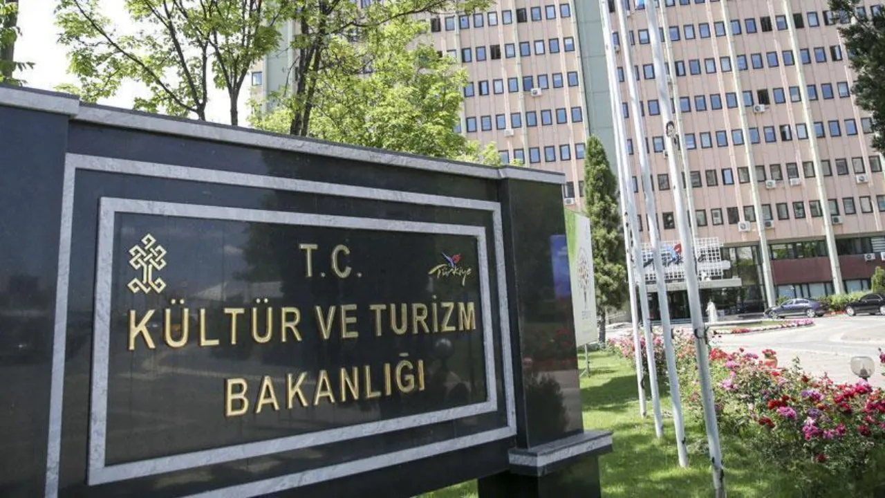 Kültür ve Turizm Bakanlığı 569 personel alacak! Branş dağılımı ve başvuru tarihleri duyuruldu