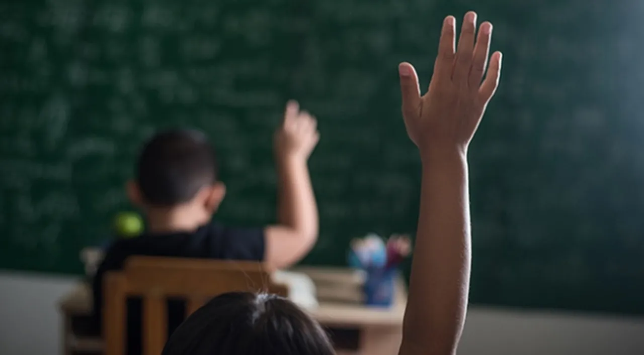 Okullar erken mi kapanacak, yarın okul tatil mi? İşte 2026 yaz tatili ve karne günü tarihi