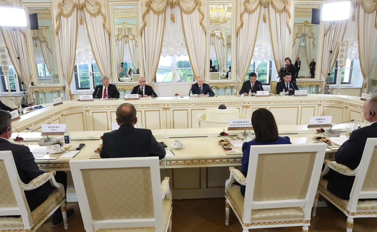 Putin'den Avrupa'ya yeşil ışık! Diyalog ve diplomasi için açık kapı bırakıldı