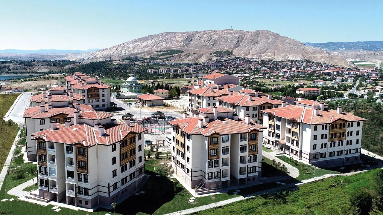 TOKİ 20 bin konut fiyatları ne kadar, hangi illerde yapılacak? Murat Kurum 64 ilde 20 bin konut projesini duyurdu