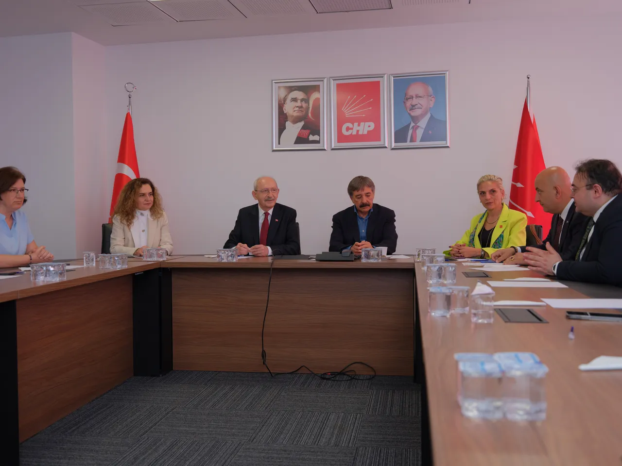 YDK'da iptal edilen ihraçlar arasında Özkan Yalım da var mı? CHP'den net açıklama