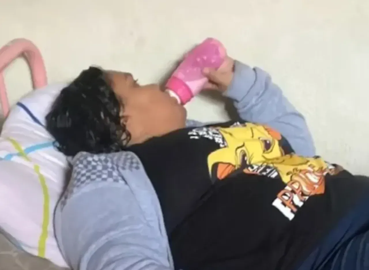 12 yaşında sanarak evlat edindikleri çocuk 37 yaşında çıktı! Herkesi ayakta uyutmuş