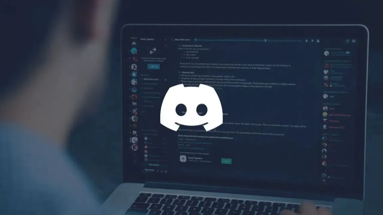 Bakan Uraloğlu canlı yayında açıkladı! Discord yeniden açılıyor