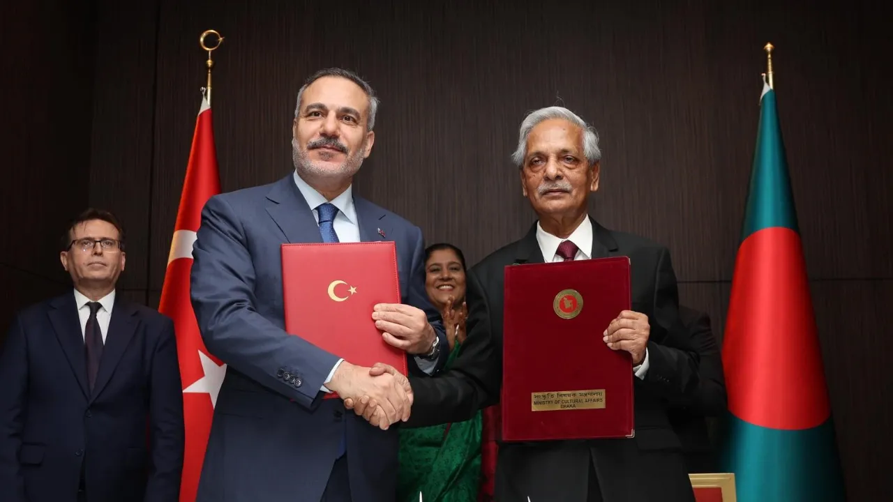 Dışişleri Bakanı Fidan Bangladeş'te: İki ülke arasında mutabakat zaptı imzalandı