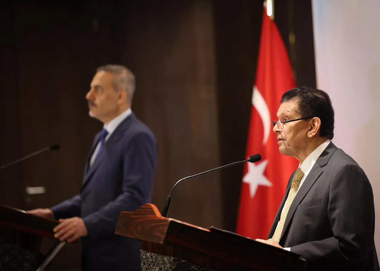 Dışişleri Bakanı Fidan Bangladeş'te! Ülkede 'yeni dönem' vurgusu: Ticaret hacmini 2 milyar dolara yükselteceğiz