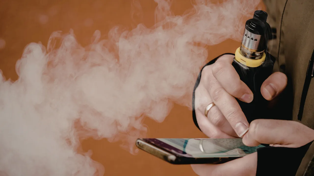 Telefonunuzla eşleşiyorsa dikkat! Cebinizdeki casus adım adım izliyor olabilir