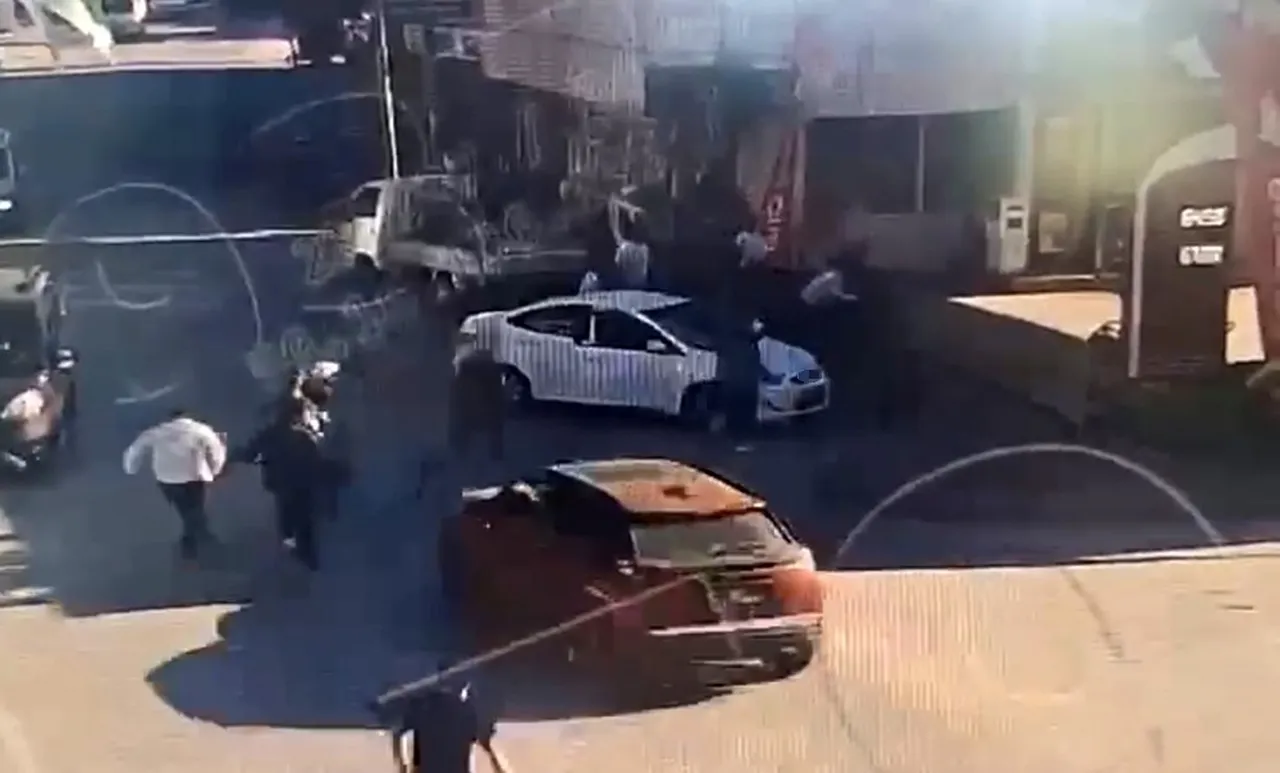 Bursa'da ortalık karıştı! Özel harekat ve çevik kuvvet mahalleye indi