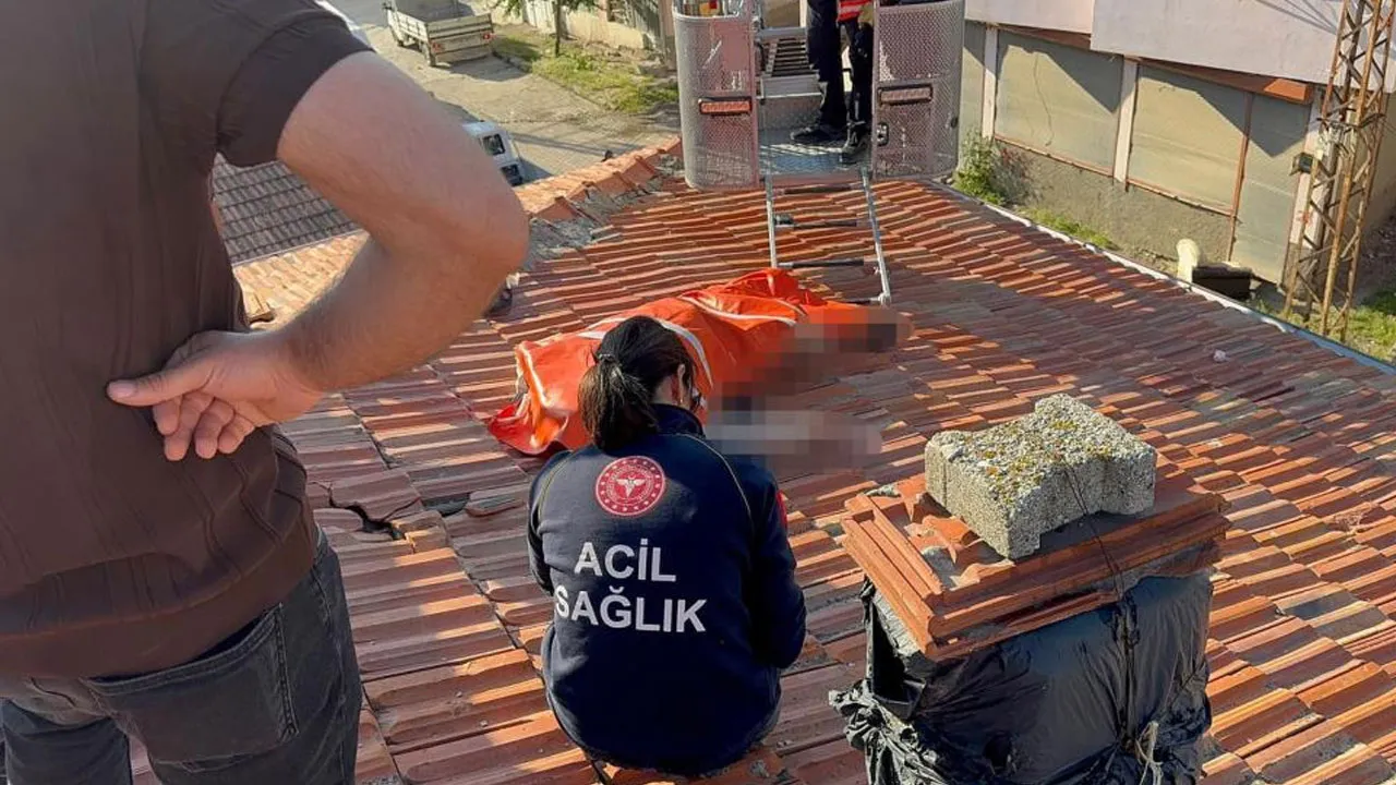 Çorum'da korkunç olay! Çatıda ceset bulundu, detayları kahretti