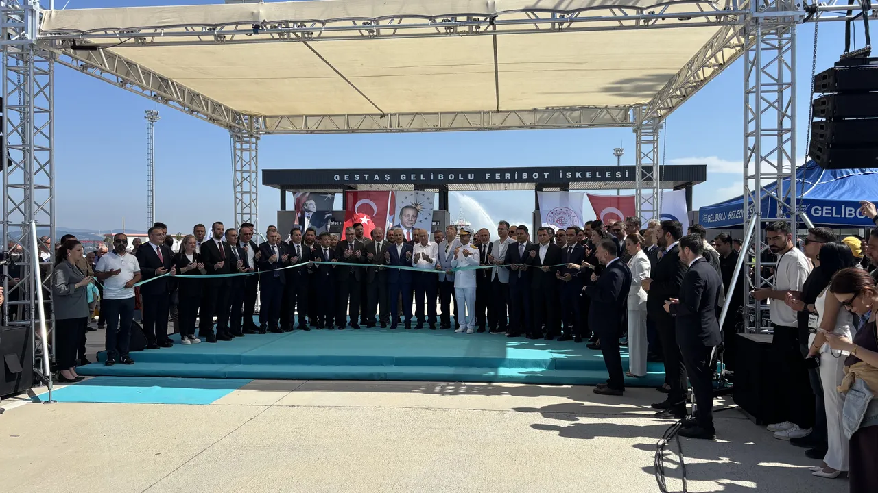 Dev projede çalışmalar sürüyor! İstanbul-Çanakkale arası 2 saate düşecek