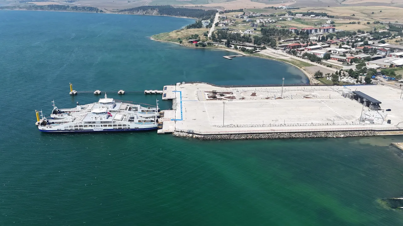 Dev projede çalışmalar sürüyor! İstanbul-Çanakkale arası 2 saate düşecek