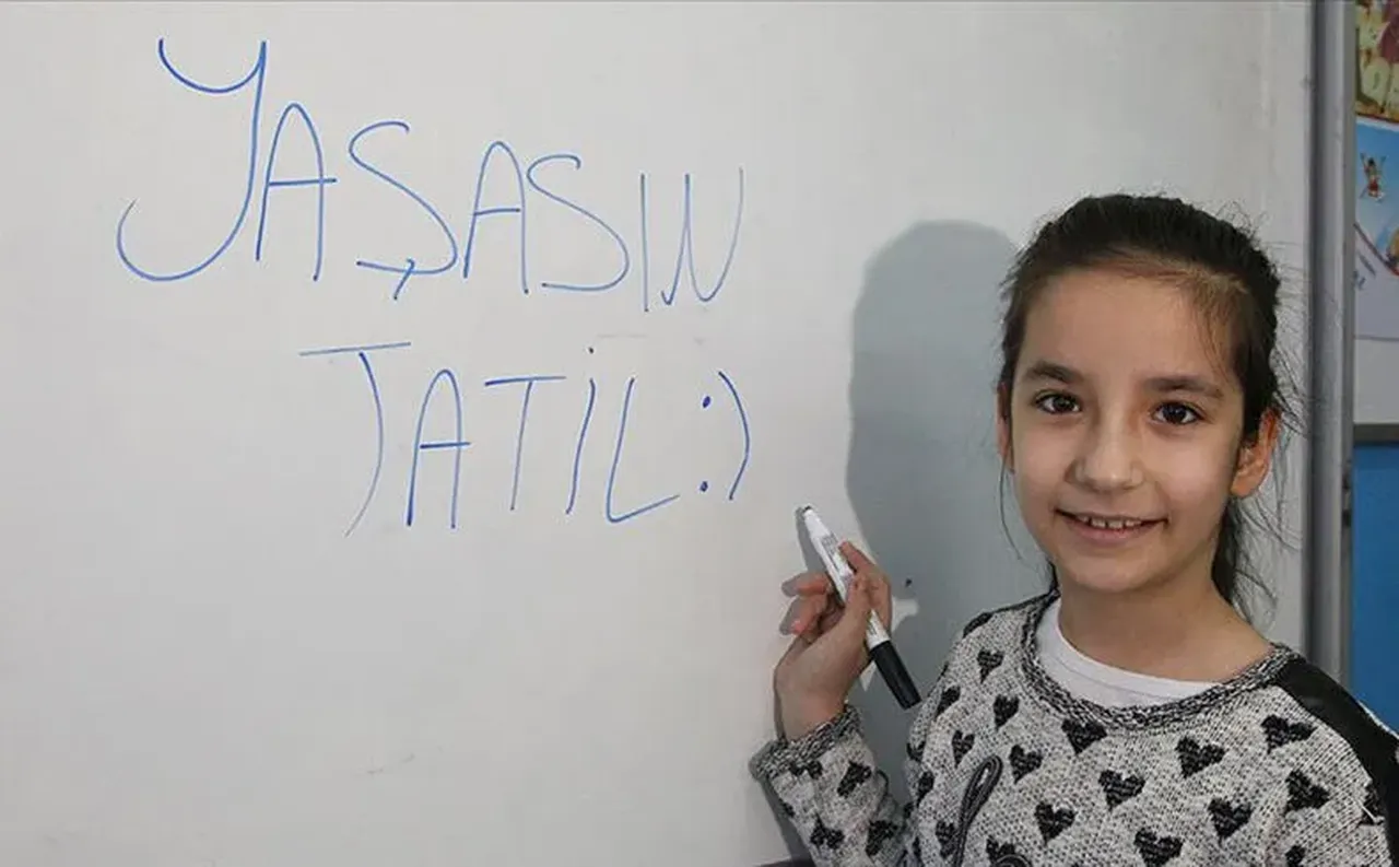Haftaya cuma okullar tatil mi, 12 Haziran okullar tatil mi olacak? 2026 yaz tatili öncesi gündemde!
