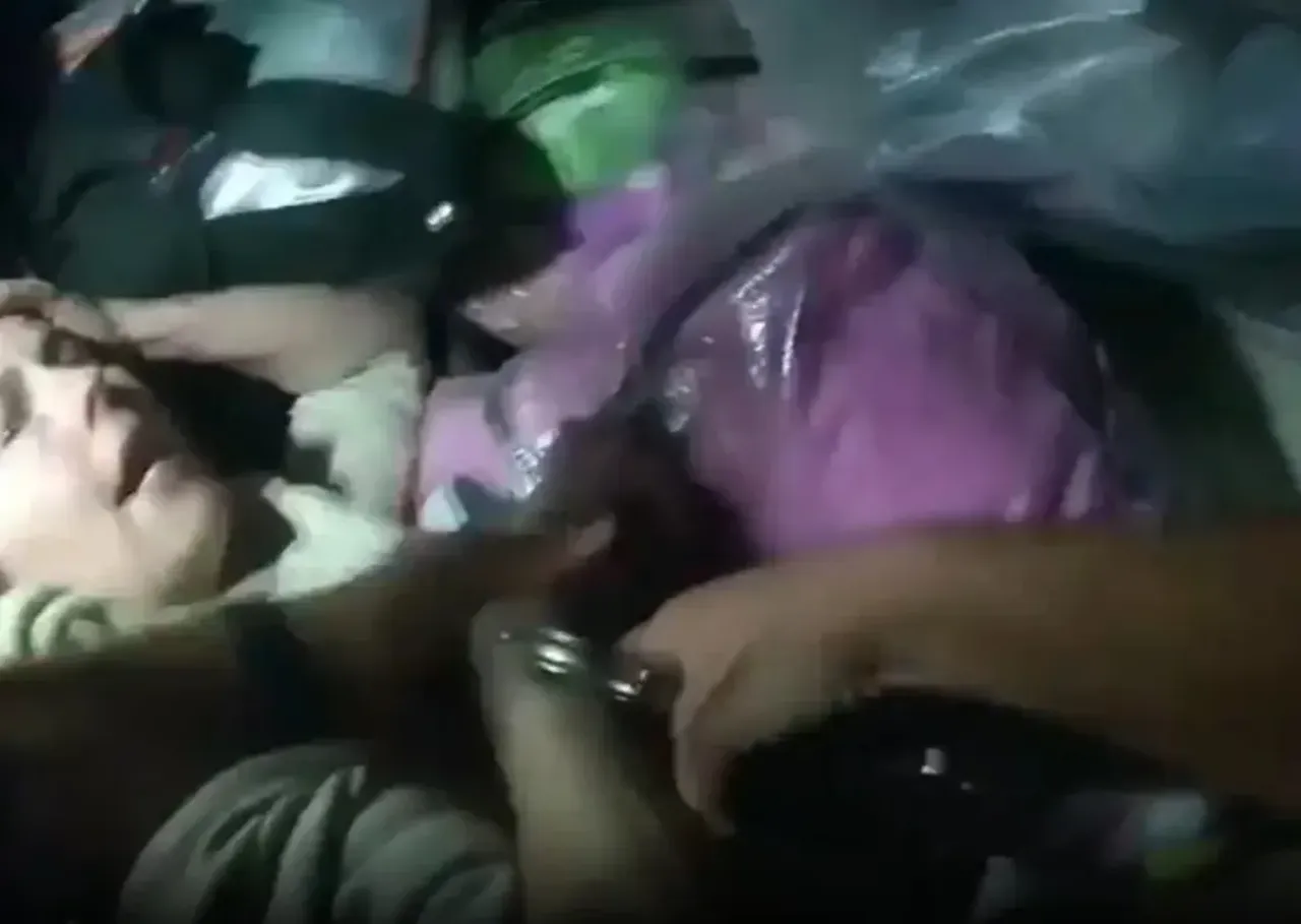 Oğlunun velayetini kaybedince gözü döndü! 1 yaşındaki bebeği zehirleyip çatı katına saklandı