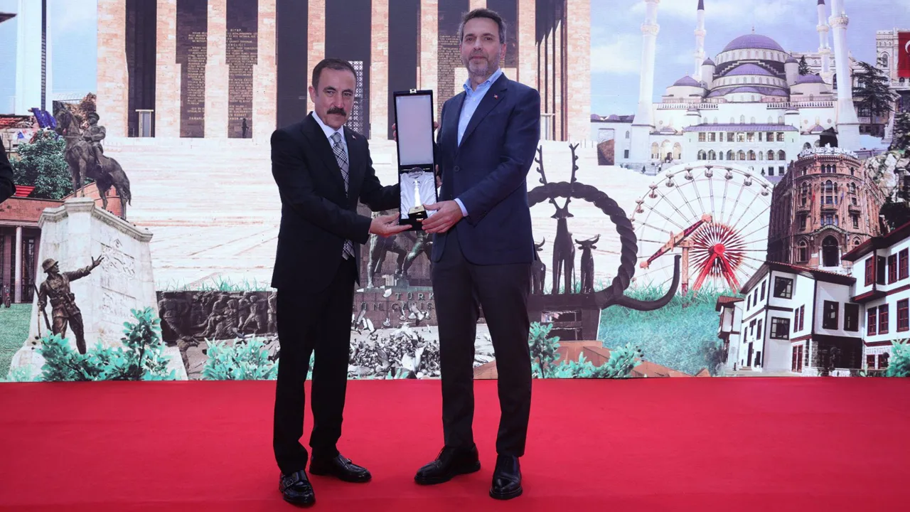 AHİD, 41. yılında ödül töreni düzenledi