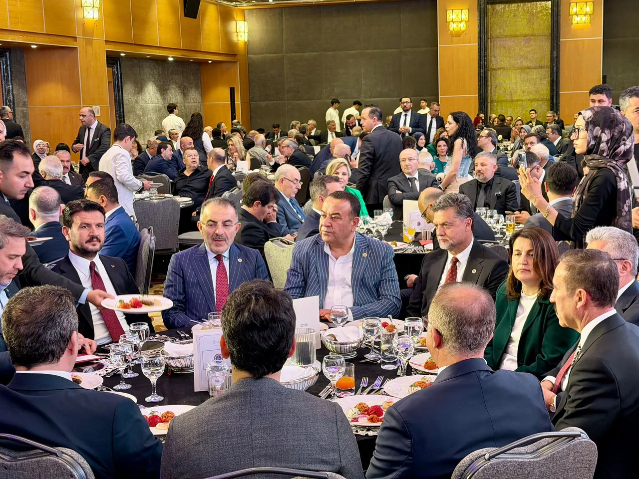 AHİD, 41. yılında ödül töreni düzenledi