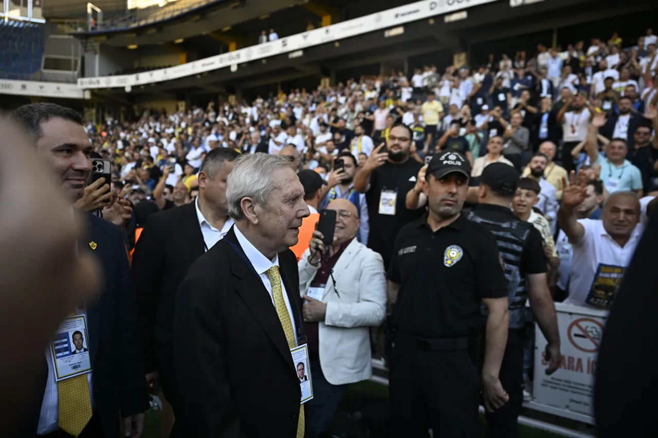 Aziz Yıldırım