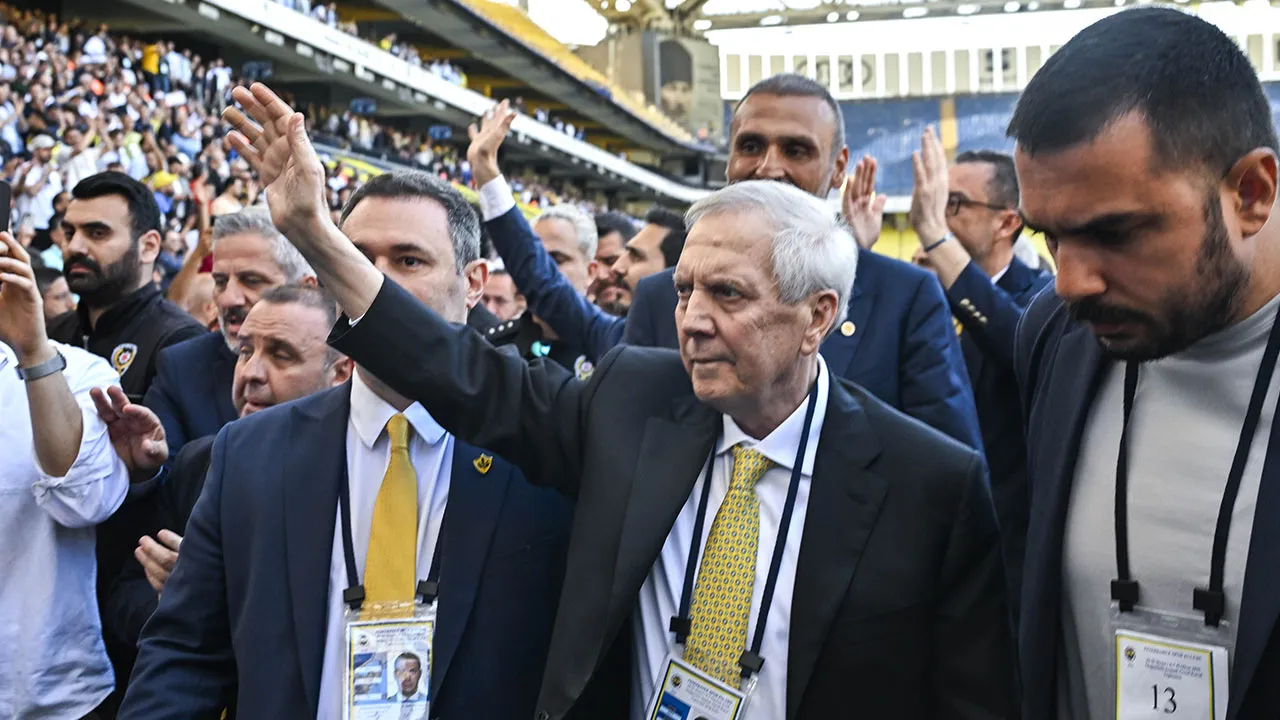 Fenerbahçe'de Başkan Aziz Yıldırım, tarih verdi: 