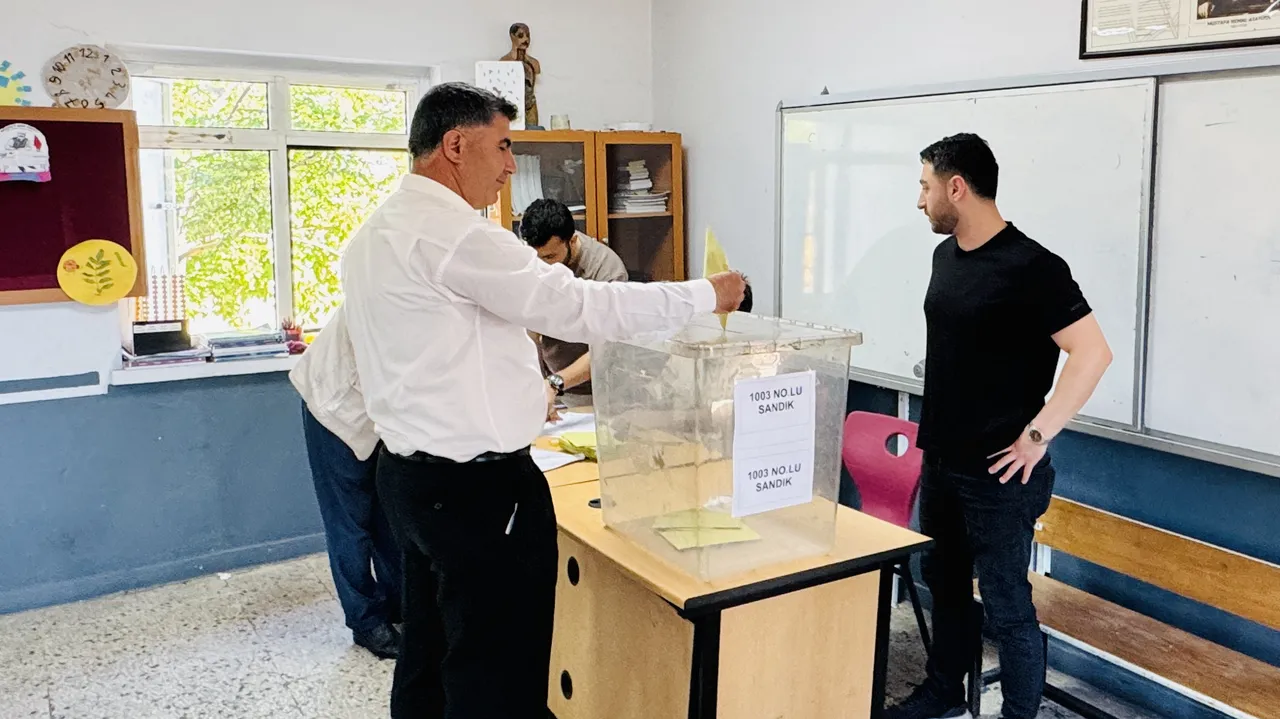 Narin Güran cinayeti sonrası ilk seçim! Tavşantepe’de oy verme başladı, Salim Güran’ın yerine tek aday var