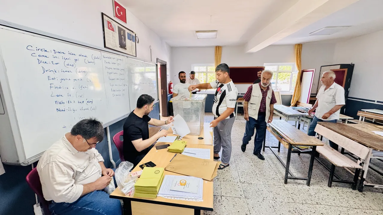 Narin Güran cinayeti sonrası ilk seçim! Tavşantepe’de oy verme başladı, Salim Güran’ın yerine tek aday var