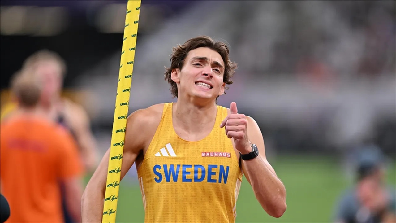 Armand Duplantis'in 15 dünya rekoru bulunuyor.