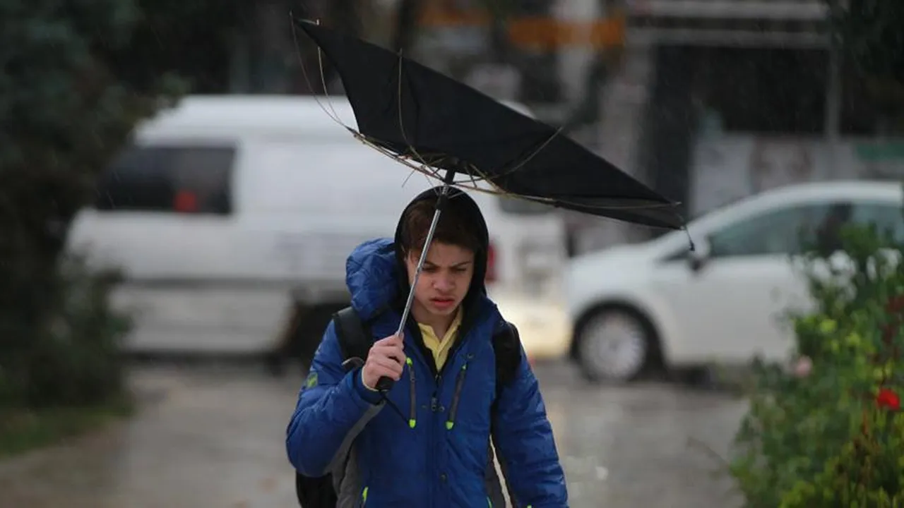 Meteoroloji’den yeni hava durumu raporu! Güneş hepsini teğet geçti! 17 ilde sağanak yolda!