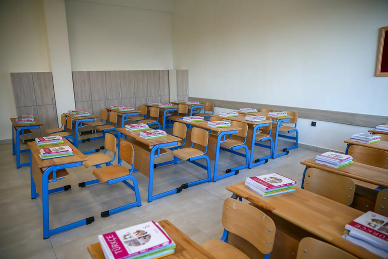Cuma günü (12 Haziran) okullar tatil mi, neden?