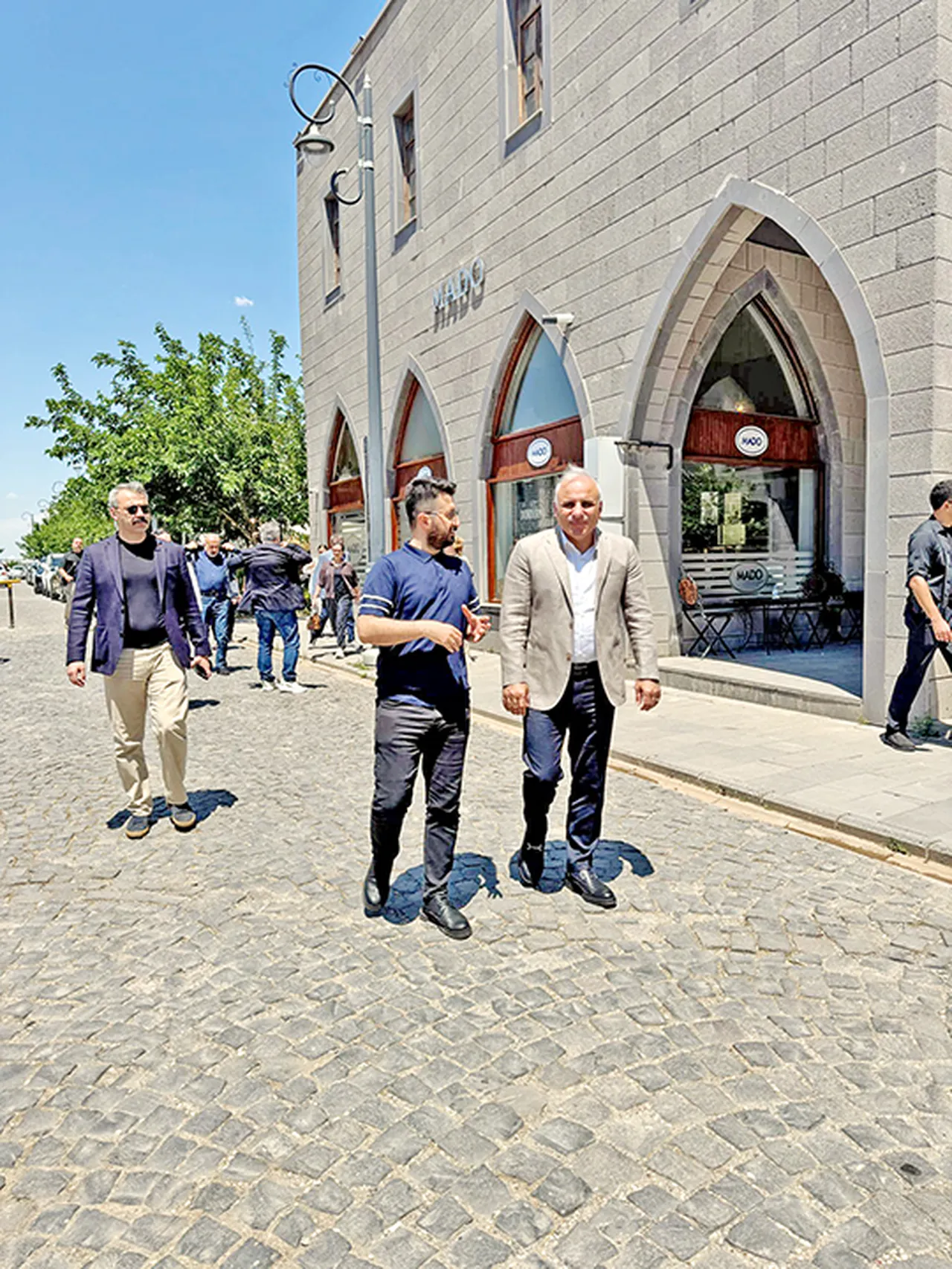 Diyarbakır'da umutlu bekleyiş! Sur'da herkes tek bir arzuda birleşiyor