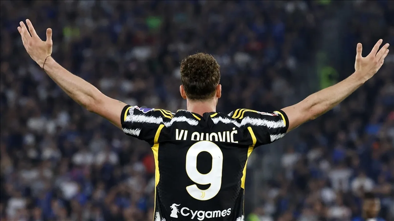 Dusan Vlahovic, geçtiğimiz sezon 23 maçta 10 gol, 2 asistlik performans sergiledi ve 1162 dakika sahada kaldı.